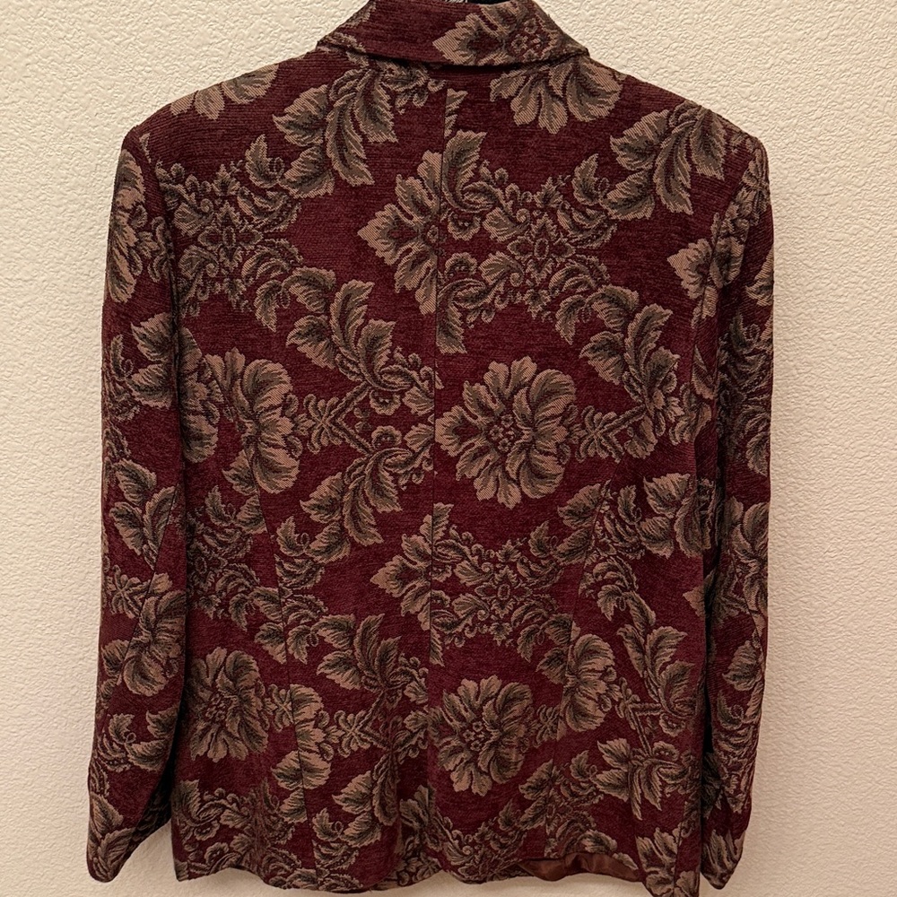 Floral Patterned Blazer - Picture 2 of 7